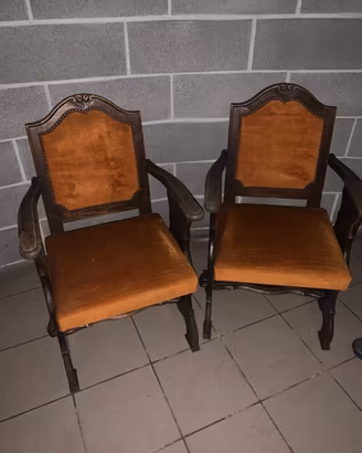 Poltrone d'Epoca in Legno Massello Intagliagliata