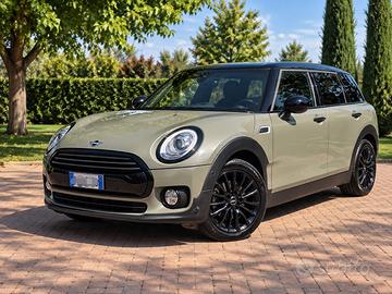 MINI CLUBMAN COOPER 1.5 BLACK Benzina