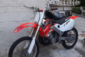 Honda cr 250cc 2t