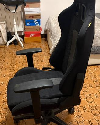 sedia gaiming corsair