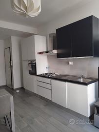 Bilocale semicentro recentemente ristrutturato