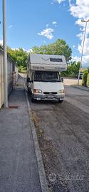 Camper mansardato Rimor Brig 660