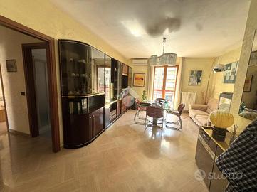 3 LOCALI A BARI