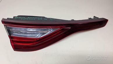 FANALE POSTERIORE SX A LED INTEGRATO NEL PORTELLON