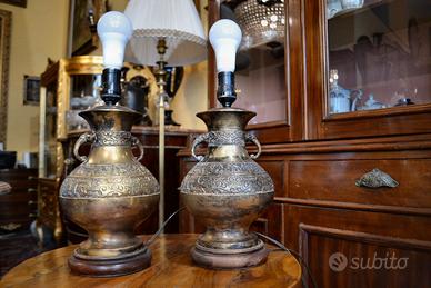 Coppia lampade da tavolo in ottone cinesi XX sec.