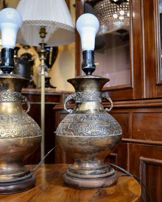 Coppia lampade da tavolo in ottone cinesi XX sec.