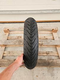 gomma moto   120 70 17  Metzeler