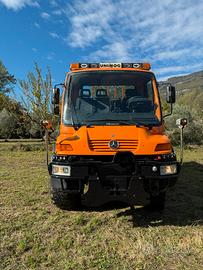 Unimog u 400 6 cilindri