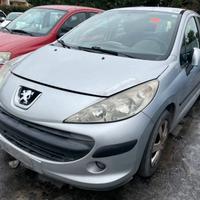 Ricambi usati per Peugeot 207 1.4 benz del 2010