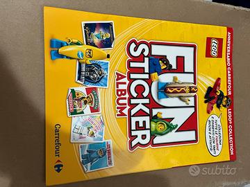 Album lego carrefour + 12 figurine