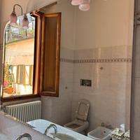 Grande specchio con applique