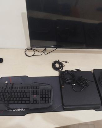 due playstation 4 slim, tastiera e mouse trust 