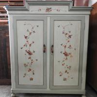 Armadio laccato veneziano