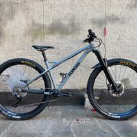 Sonder Signal ST Custom tg.M