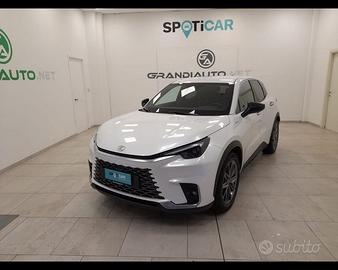 Lexus LBX 1.5 hybrid Emotion 4wd