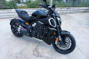 Ducati Diavel V4