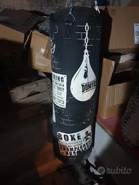 sacco da boxe da appendere
