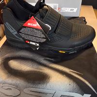 SIDI mtb scarpa flat 43 nuova con aggancio