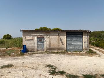 Terreno con fabbricato