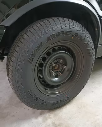 Gomme Fuoristrada Falken 235 70 16