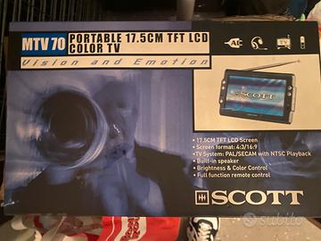 Televisore portatile LCD
