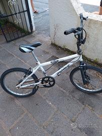 Bicicletta BMX