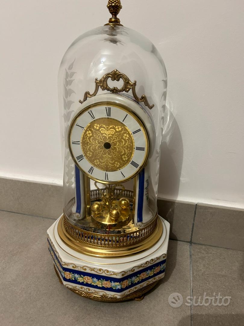 Meccanismo orologio con sfere rotanti store