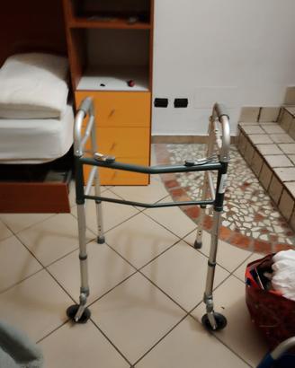 girello per anziani 