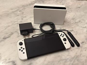 Nintendo Switch Oled Bianca