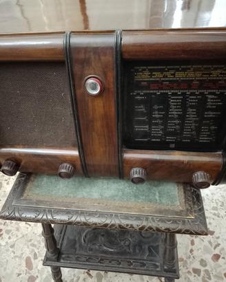 Radio CGE. modello 1332.