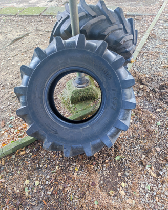 Pneumatici trattore agricolo