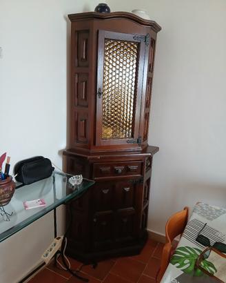 vetrina angolare 