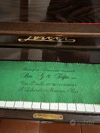 Pianoforte a muro