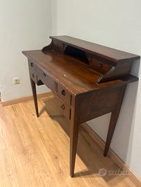Scrivania / scrittoio vintage in legno
