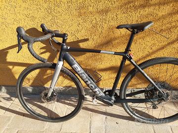 Bianchi e-gravel