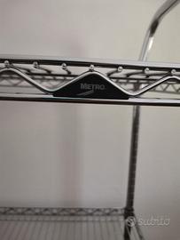 Carrello portavivande o televisore con ruote Metro