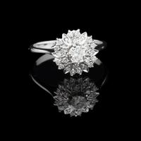 ANELLO DAISY IN ORO BIANCO 18 KT 750 BRILLANTI