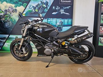 Ducati Monster 696