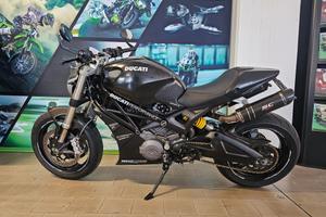 Ducati Monster 696