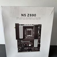 NZXT N5 Z690 Intel Z690 LGA 1700 ATX