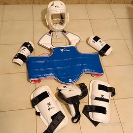 Completo protezioni taekwondo 