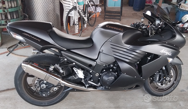 Kawasaki zzr 1400 zx14