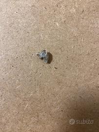 Opale etiope grezzo su pietra