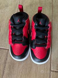 Nike Air Jordan 1 Mid numero 22