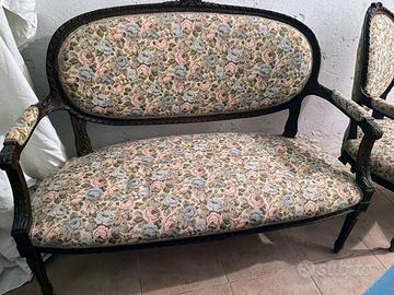 Divano, poltrone e tavolino impero