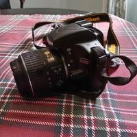 Nikon D3200 18-55 Vr 2 kit + borsa tracolla porta