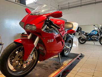 Ducati 748