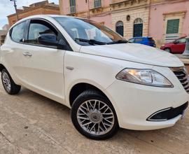 LANCIA Ypsilon Twinair Ecochic Silver Anno 2013