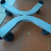 supporto portavasi con rotelle a croce