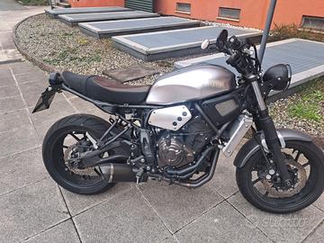 Yamaha XSR700